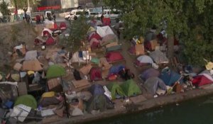 Nouveau démantèlement d'un camp de migrants aux portes de Paris