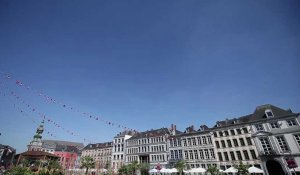 Durcissement des règles sanitaires liés au Covid 19 à Mons (Belgique), port du masque obligatoire