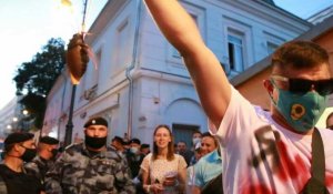 Élections en Bélarus: manifestation de l'opposition devant l'ambassade à Moscou