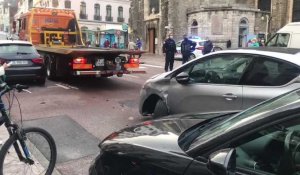 Un conducteur fait un malaise et provoque un accident en plein marché à Boulogne-sur-Mer