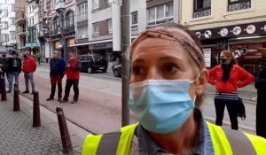 Isabelle Genet, la gérante du Wibra de Verviers, explique les revendications des manifestants