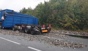 La circulation coupée sur D301 après une collision entre deux camions, à Bouvigny-Boyeffles