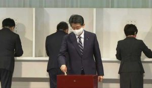Le parti au pouvoir au Japon vote pour choisir un successeur à Shinzo Abe