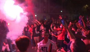 "On est en finale!": à Paris, les supporters jubilent après la victoire face à Leipzig