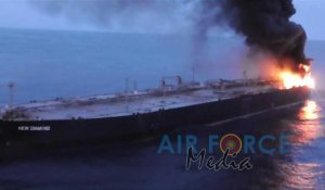 Un pétrolier rempli de brut toujours en feu au large du Sri Lanka