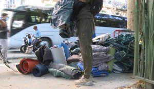 Après un mois en plein Paris, un campement de jeunes migrants évacué