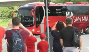 Football/Ligue des champions: Les joueurs du Bayern arrivent à l'Allianz Arena