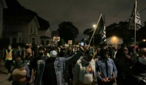 USA: Septième nuit de manifestation à Rochester après la mort de Daniel Prude