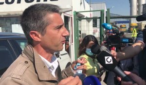 Fermeture de Bridgestone: François Ruffin déonce "folie de la mondialisation" à Béthune