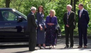 Kate Middleton s'inspire d'une robe florale de Lady Diana pour la rentrée de George et Charlotte