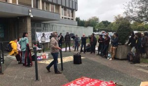 À Rennes, les soutiens aux migrants interpellent la préfète