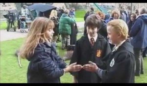 Harry Potter : Tom Felton dévoile un moment drôle du tournage avec Emma Watson et Daniel Radcliffe (vidéo)
