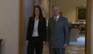 Belgique: la nouvelle Première ministre par intérim Sophie Wilmès rencontre le roi