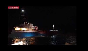Un cargo s&#39;échoue sur la côte en Corse