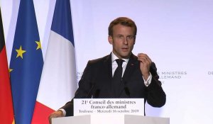 Macron dénonce "un raccourci fatal" entre lutte contre le terrorisme et islam