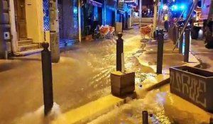 Marseille : une partie de la Canebière inondée après une rupture de canalisation