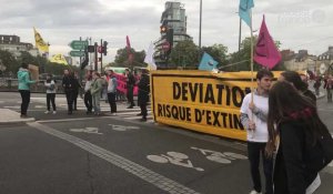 A Rennes, Extinction Rebellion bloque le centre ville lundi matin pour alerter sur le climat