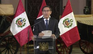 Le président péruvien annonce la dissolution du Parlement