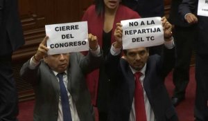 Pérou: le Premier ministre arrive au Congrès, les députés commencent à nommer des juges