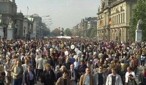 Allemagne : 30 ans après le "tournant", l'anniversaire de la réunification