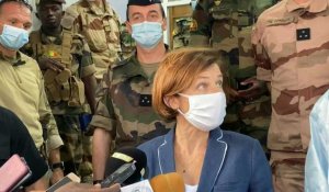 Le Mali doit "accélérer" ses efforts contre les "groupes armés terroristes" (Florence Parly)