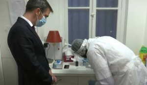 Tests antigéniques: "200.000 dépistages réalisés dans les Ehpad" la semaine dernière (Véran)