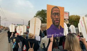 USA: manifestation contre les violences policières à Minneapolis
