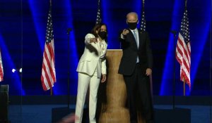 Joe Biden arrive sur scène pour son discours de victoire