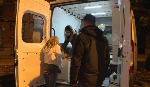 A Valenciennes, une équipe mobile de l'hôpital apporte des soins aux sans-abri