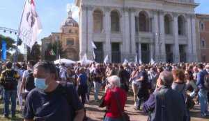 Italie : manifestation anti-masque à Rome