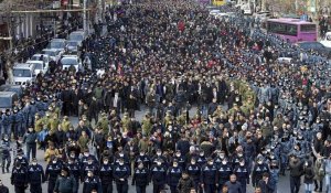 Face-à-face tendu en Arménie : le Premier ministre Pachinian dénonce une tentative de coup d'Etat