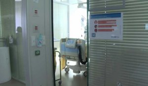 Covid: à l'hôpital Ambroise Paré AP-HP, l'angoisse de ne toujours pas "voir d'issue"