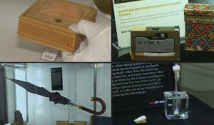 Des gadgets d'espions du KGB sont vendus aux enchères à Beverly Hills