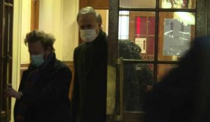 Procès Tron: le maire de Draveil arrive à la cour d'appel de Paris pour le réquisitoire et les plaidoiries de la défense