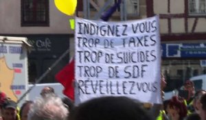 A Laval, manifestation de "gilets jaunes"