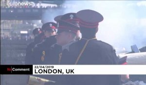 Royaume-Uni : 93 coups de canons pour célébrer l'anniversaire d'Elizabeth II