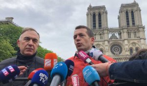 « L'ensemble du feu est éteint à Notre-Dame », annonce le porte-parole des pompiers de Paris