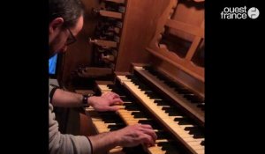 Coutances. Sébastien Bonet organiste suppléant à l'orgue de la cathédrale de Coutances