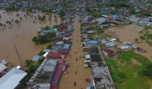 Des milliers d'Indonésiens déplacés après des inondations