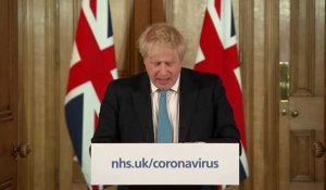 Coronavirus: le Royaume-Uni peut "inverser la tendance en 12 semaines"