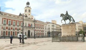 Coronavirus: la puerta del Sol à Madrid presque vide