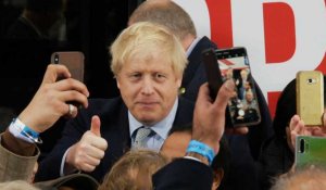 Boris Johnson: son état de santé "continue de s'améliorer" (Downing Street)