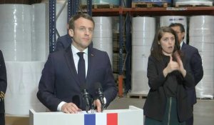 Coronavirus: pour les masques, Macron veut une "indépendance pleine et entière d'ici la fin de l'année"