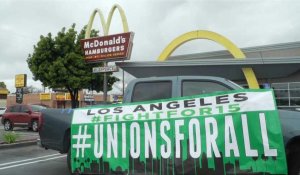 Coronavirus: manifestation d'employés d'un McDonald's après un cas