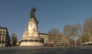 Coronavirus: la place de la République déserte au 16e jour du confinement à Paris