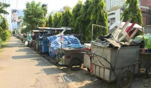 Coronavirus: à Bangkok, des chariots de street food abandonnés faute de touristes