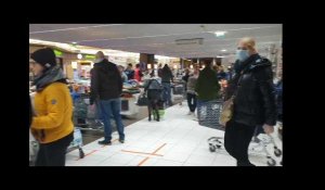 Dainville : ruée disciplinée dans le supermarché Leclerc