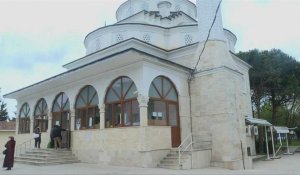 Virus: une mosquée d'Istanbul devient une supérette gratuite