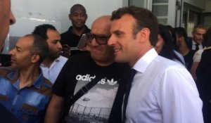 Marseille: Macron à la rencontre des chômeurs des quartiers Nord