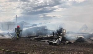 Rang-du-Fliers: des habitants évacués après un violent incendie de hangar